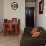 Apartamento 2 Quartos Praia das Pitangueiras - Guarujá